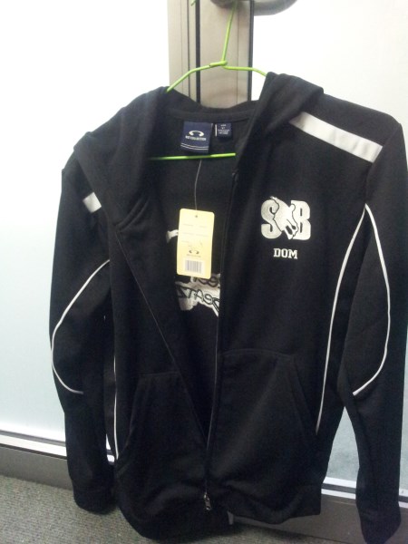 Jumper with logo full